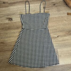 Cute checkered dress brand H&M us size 2